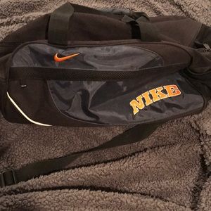 *LIKE NEW CONDITION* Nike gym bag
